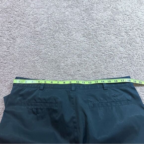 Nike Golf Dri-Fit Flat Lightweight Chino Shorts Size 36 Black 551808 - Picture 7 of 8